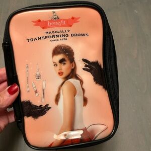 New benefits cosmetic bag ♥️